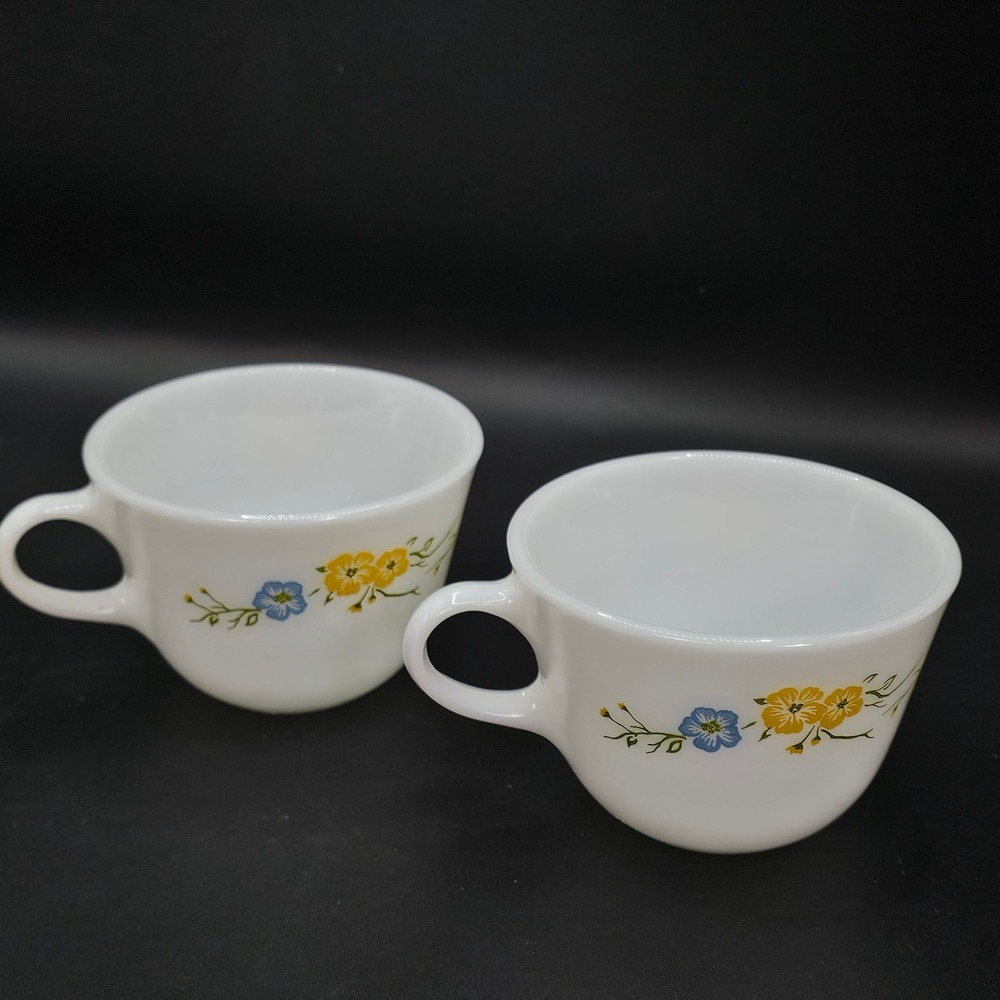 Vintage Pyrex Corning Flirtation Milk Glass Floral Teacups 1980s Set‎ of 2